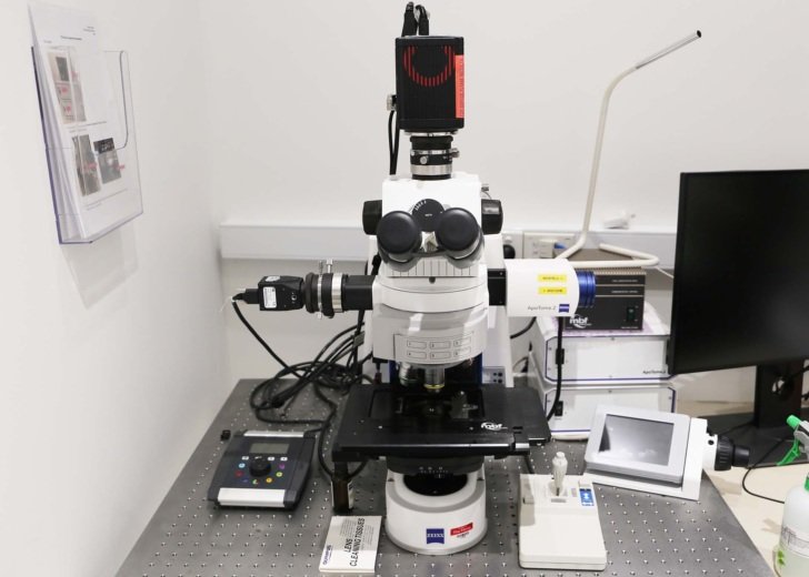 Microscope_Zeiss-Axio-Imager-M2-with-Apotome