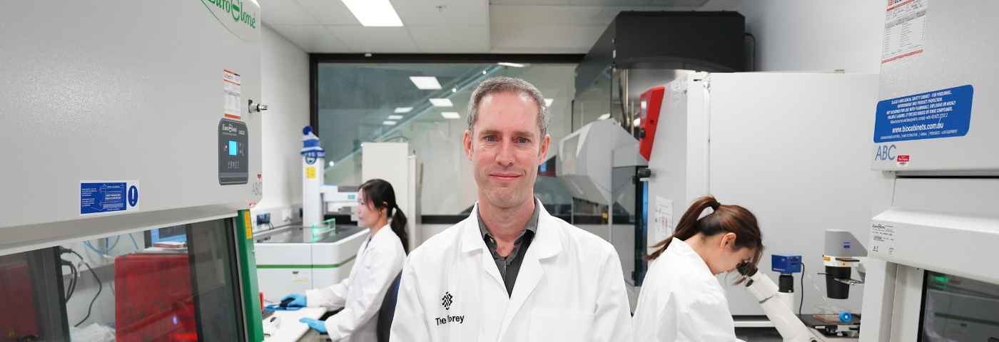 Dr Chris Bye with Florey researchers Katherine Lim and Elizabeth Qian.